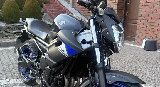 Motocykl Yamaha XJ6 do nauki jazdy